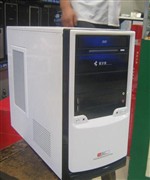 简单生活家用极品&nbsp;星宇泉亮剑1号机箱