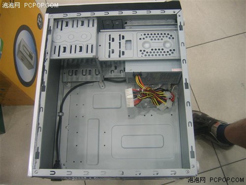 简单生活家用极品&nbsp;星宇泉亮剑1号机箱