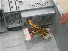 简单生活家用极品&nbsp;星宇泉亮剑1号机箱